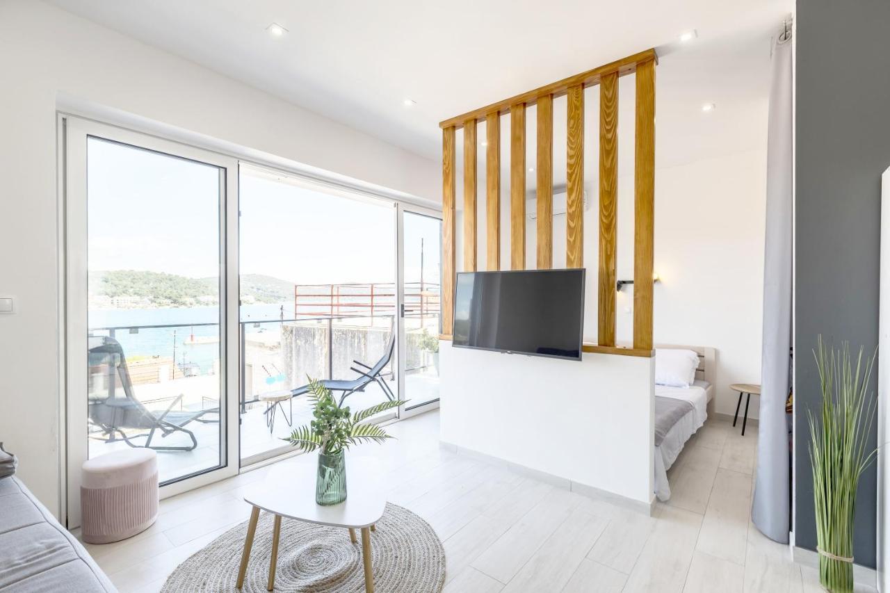 Luxury Apartments Skalinada Near Beaches, Tisno - Dalmatia Exteriör bild