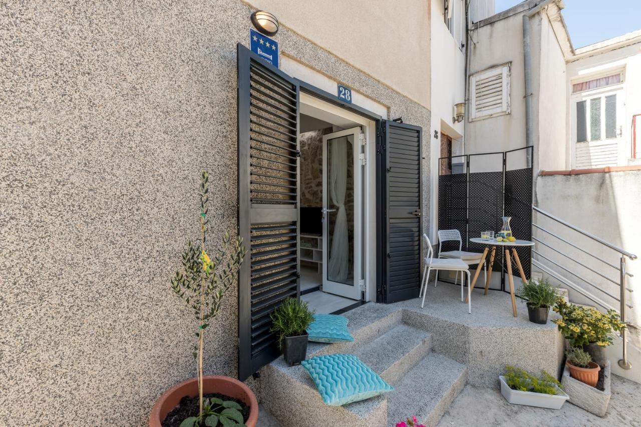 Luxury Apartments Skalinada Near Beaches, Tisno - Dalmatia Exteriör bild