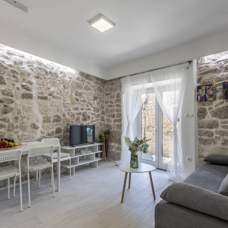 Luxury Apartments Skalinada Near Beaches, Tisno - Dalmatia Exteriör bild